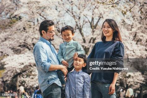 52,993 Asian Teen Portrait Stock Photos and High